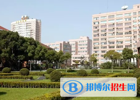上海博華國際高中怎么樣