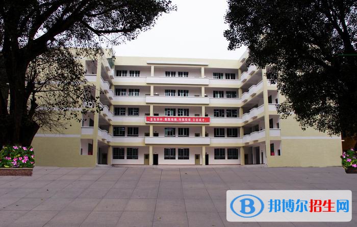 蘭州2023年男生讀計算機學什么好