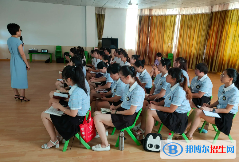 石家莊2023年幼師學(xué)校都有什么專業(yè)適合女生