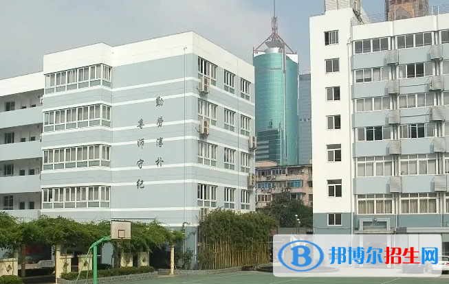 上海洋涇中學(xué)國際部2023年入學(xué)考試2