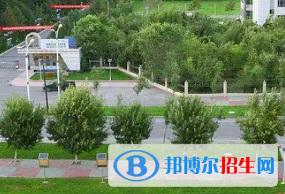 新疆師范高等?？茖W(xué)校是大專還是中專（新疆師范高等?？茖W(xué)校）