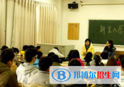政治學(xué)與行政學(xué)專業(yè)好嗎?
