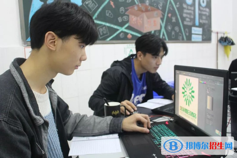 四川2023年讀計(jì)算機(jī)學(xué)校好還是高中