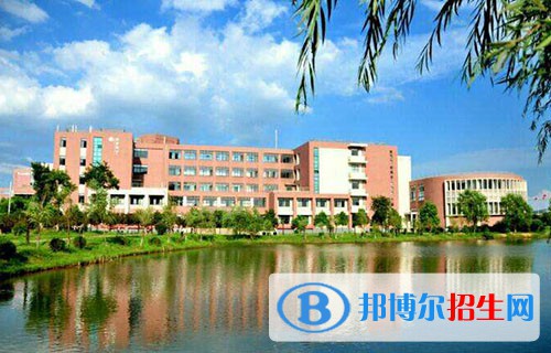 四川2023年計算機學校哪個好