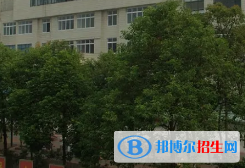 四川省開設(shè)護理專業(yè)的大專學校有哪些