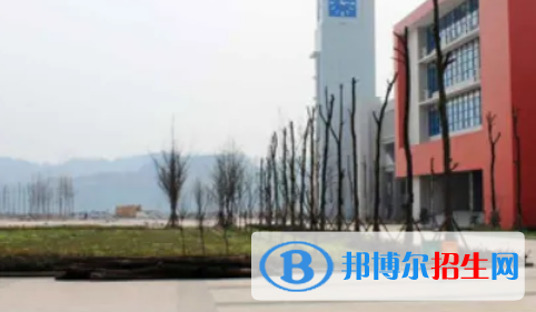 重慶市開設汽車技術專業(yè)的大專學校有哪些