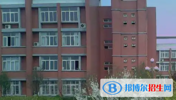 原陽(yáng)中考2022錄取分?jǐn)?shù)線(xiàn)
