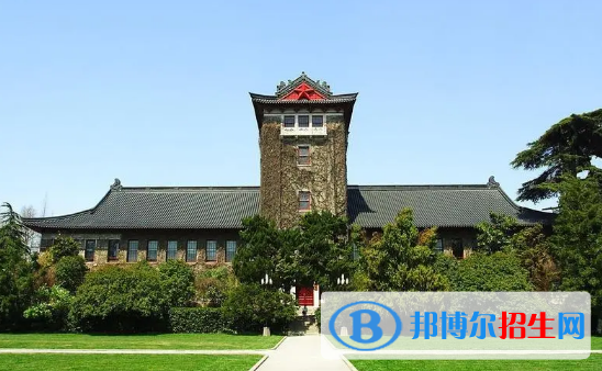 中國大學(xué)天文學(xué)類一流專業(yè)排名(2022應(yīng)用型)