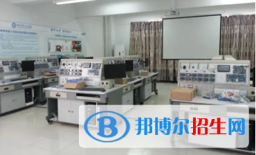 浙江2023年男孩子中專學(xué)什么專業(yè)好找工作