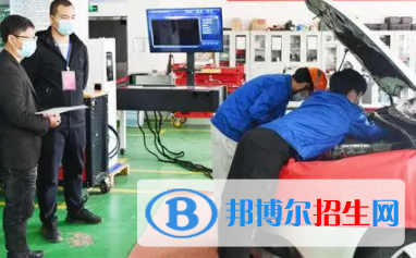 浙江2023年男孩子中專學(xué)什么專業(yè)好找工作
