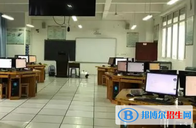 重慶2023年職高和中專學(xué)校哪個好