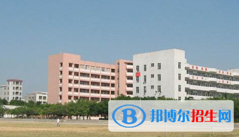 湛江市麻章區(qū)一中、湛江經(jīng)濟(jì)技術(shù)開發(fā)區(qū)覺民中學(xué)2022錄取分?jǐn)?shù)線（2023參考）