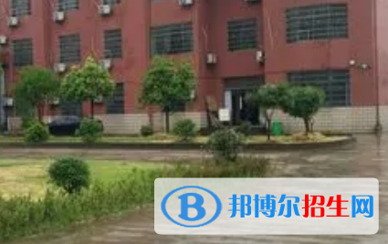 鄱陽縣揚(yáng)帆中學(xué)、華中輔仁學(xué)校2022年分?jǐn)?shù)線是多少?(2023參考)