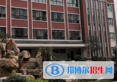 開(kāi)封市東信學(xué)校、求實(shí)外國(guó)語(yǔ)學(xué)校2022年分?jǐn)?shù)線是多少?(2023參考)