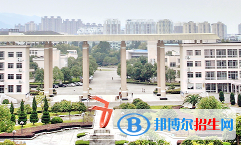2022校友會(huì)臺(tái)州市大學(xué)排名（校友會(huì))