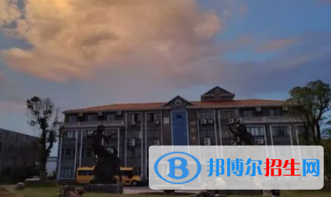 玉山縣信賴美術(shù)高級中學(xué)2022錄取分數(shù)線（2023參考）