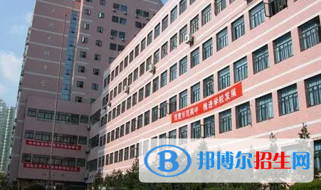 上海盧灣高級中學(xué)國際部2023年學(xué)費標準2