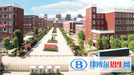 萬(wàn)年中學(xué)2022錄取分?jǐn)?shù)線（2023參考）