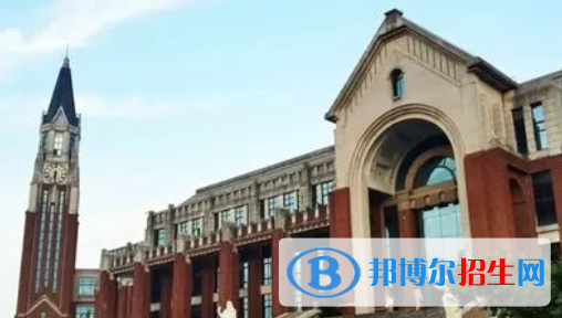 華東政法大學是不是雙一流大學嗎？