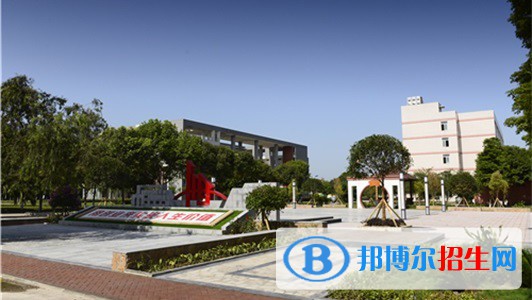 四川2023年初中生報什么計算機學(xué)校