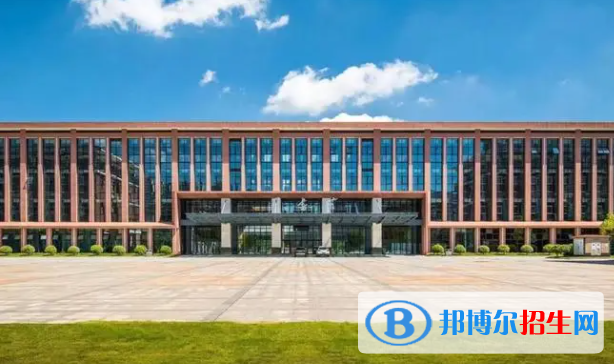 湖南軟件職業(yè)技術(shù)大學(xué)是不是雙一流大學(xué)？