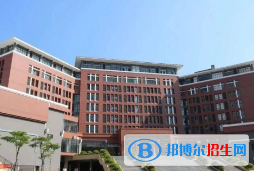 廣州南方學(xué)院是不是雙一流大學(xué)？