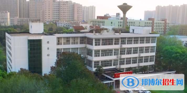 武漢工程大學(xué)郵電與信息工程學(xué)院是不是雙一流大學(xué)？