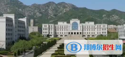 大連大學是不是雙一流大學？