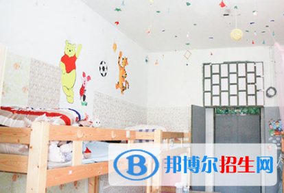 福建省新華技術(shù)學(xué)校2023年宿舍條件