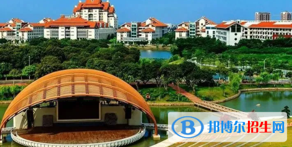 廈門大學嘉庚學院是不是雙一流大學？