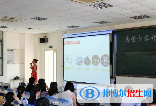 房地產(chǎn)開(kāi)發(fā)與管理專業(yè)好嗎?(房地產(chǎn)開(kāi)發(fā)與管理專業(yè))