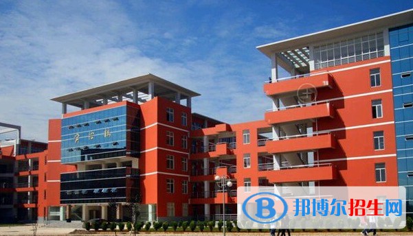 四川2023年男生上什么計算機學校比較好