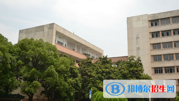 長沙理工大學(xué)城南學(xué)院是不是985大學(xué)?