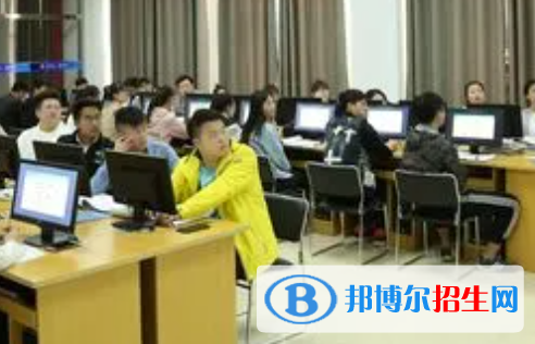 四川2023年女生學什么計算機學校好