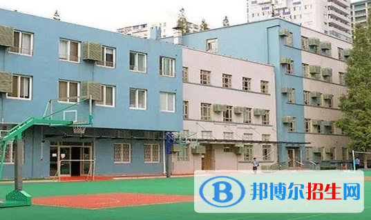 上海耀中國際學(xué)校初中部2023年學(xué)費(fèi)標(biāo)準(zhǔn)2