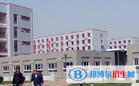 天津商業(yè)大學(xué)寶德學(xué)院是不是雙一流大學(xué)？