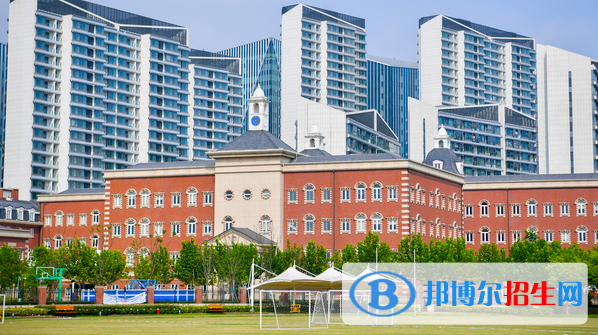 上海美國國際學(xué)校初中部2023年入學(xué)考試