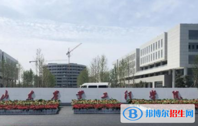 山東農(nóng)業(yè)工程學(xué)院是不是雙一流大學(xué)？ 