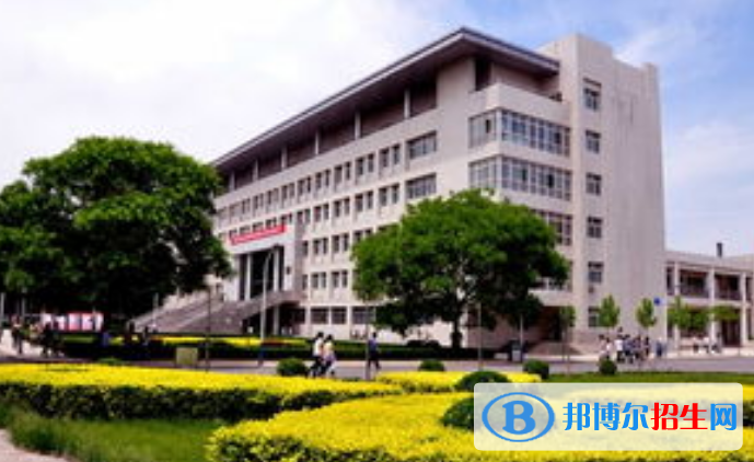 山西師范大學(xué)現(xiàn)代文理學(xué)院是不是雙一流大學(xué)？ 