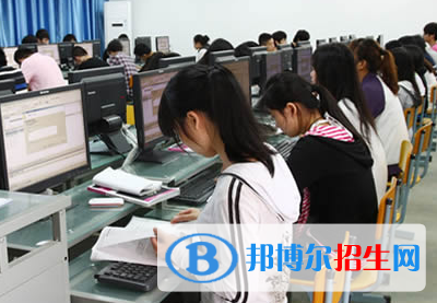 廣東2023年在計(jì)算機(jī)學(xué)校學(xué)什么專(zhuān)業(yè)好