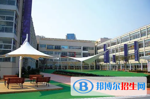 上海西華國際學校初中部怎么樣2