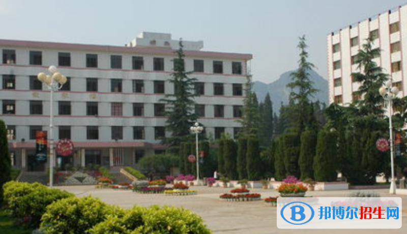 文山學院是不是雙一流大學？