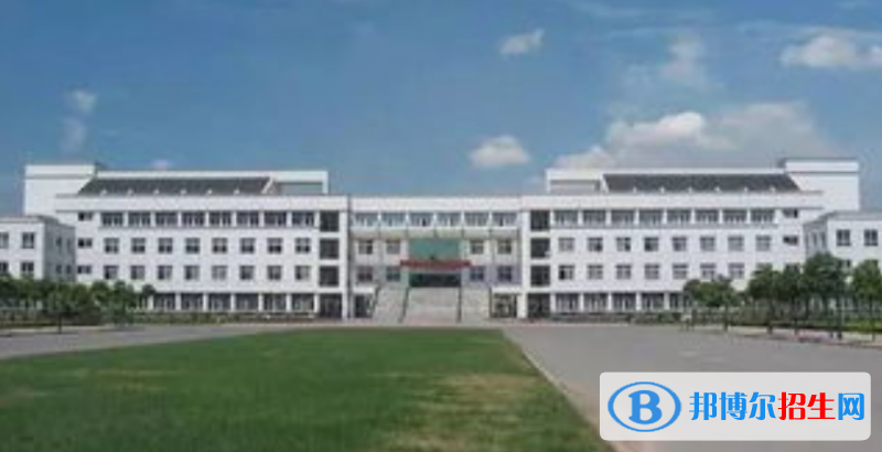 南京工業(yè)大學(xué)浦江學(xué)院是不是雙一流大學(xué)？