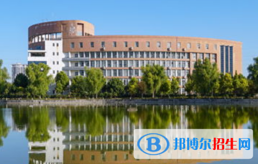 宿遷學(xué)院是不是雙一流大學(xué)？