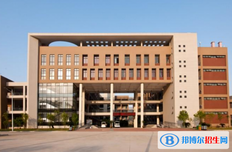 福建商學(xué)院是幾本？是985和211嗎？