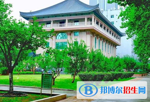 西安音樂(lè)學(xué)院附屬中等音樂(lè)學(xué)校2023年有哪些專(zhuān)業(yè)