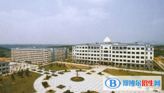 長沙醫(yī)學(xué)院是幾本？是985和211嗎？