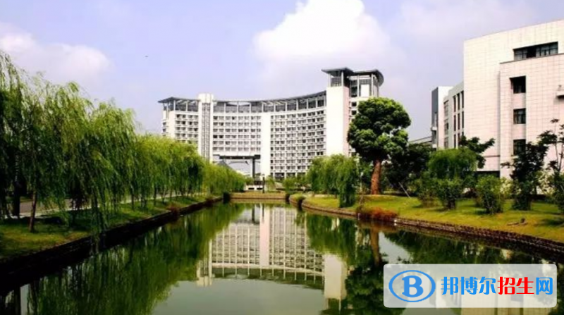 浙江工商大學(xué)杭州商學(xué)院是幾本？是985和211嗎？