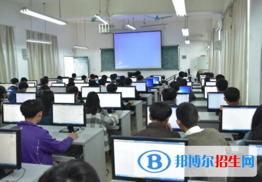 南通縱橫國際職業(yè)技術(shù)學(xué)校2023年招生辦聯(lián)系電話