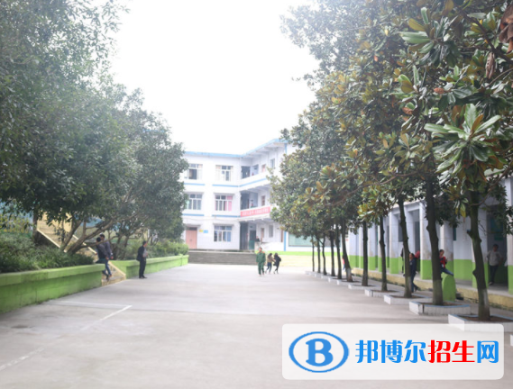 資中電子工程職業(yè)技術(shù)學(xué)校2023年報名條件、招生要求、招生對象